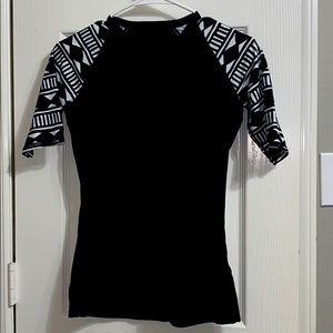 Black and White rash-guard
